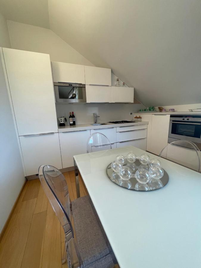 Casa Al Mare Lejlighed Bordighera Eksteriør billede